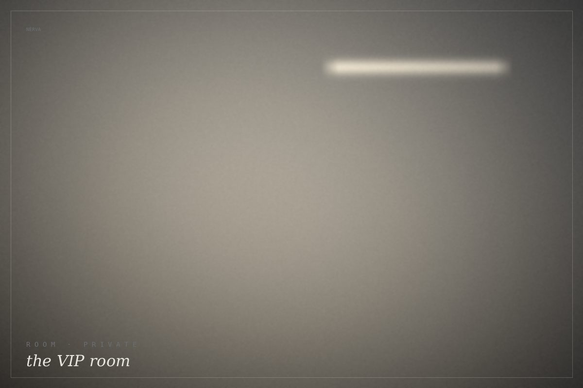 The Privé Suite — frosted glass, single station